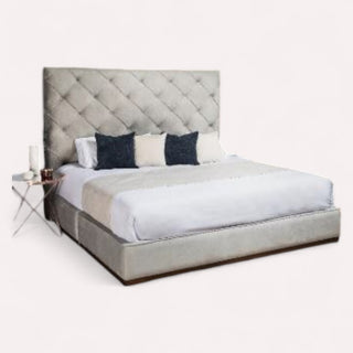 Cama Laurie