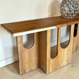 Credenza Maldivas Rosa Morada Parota