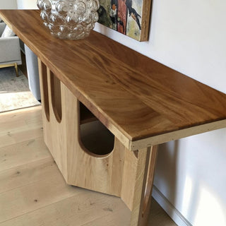Credenza Maldivas Rosa Morada Parota