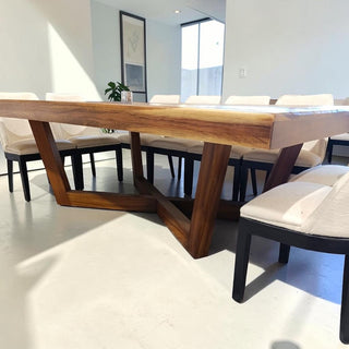 Mesa de Comedor Luxury 12P 2.70M Parota