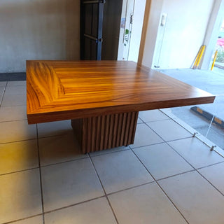 Mesa de Comedor Tulum 8P 1.55M Chapa Parota