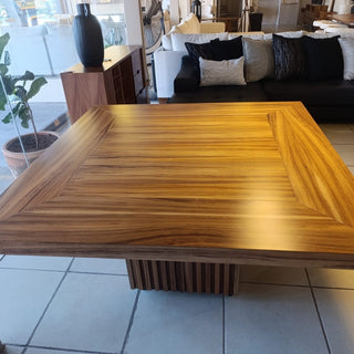 Mesa de Comedor Tulum 8P 1.55M Chapa Parota