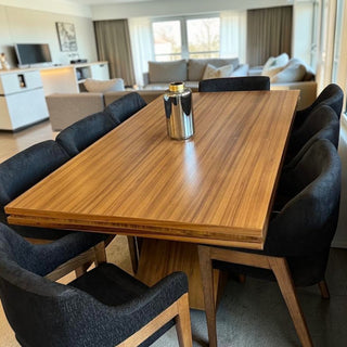 Mesa de Comedor Yakarta 8P 2M Chapa Parota