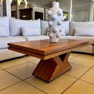 Mesa de Centro Yakarta Chapa Parota
